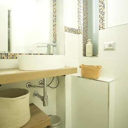 Loft Da Serena Ai Navigli 아파트 *